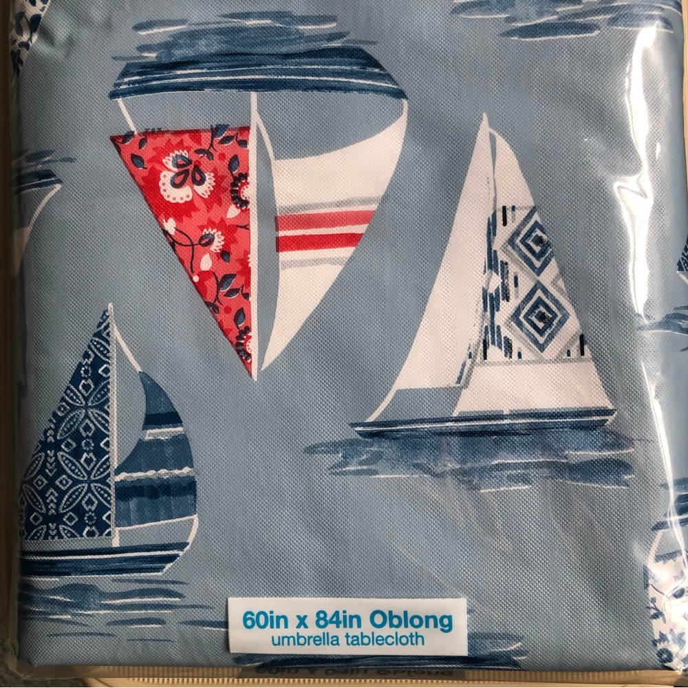 New, in original packaging, set of 3 outdoor vinyl umbrella tablecloths - Picture 7 of 7